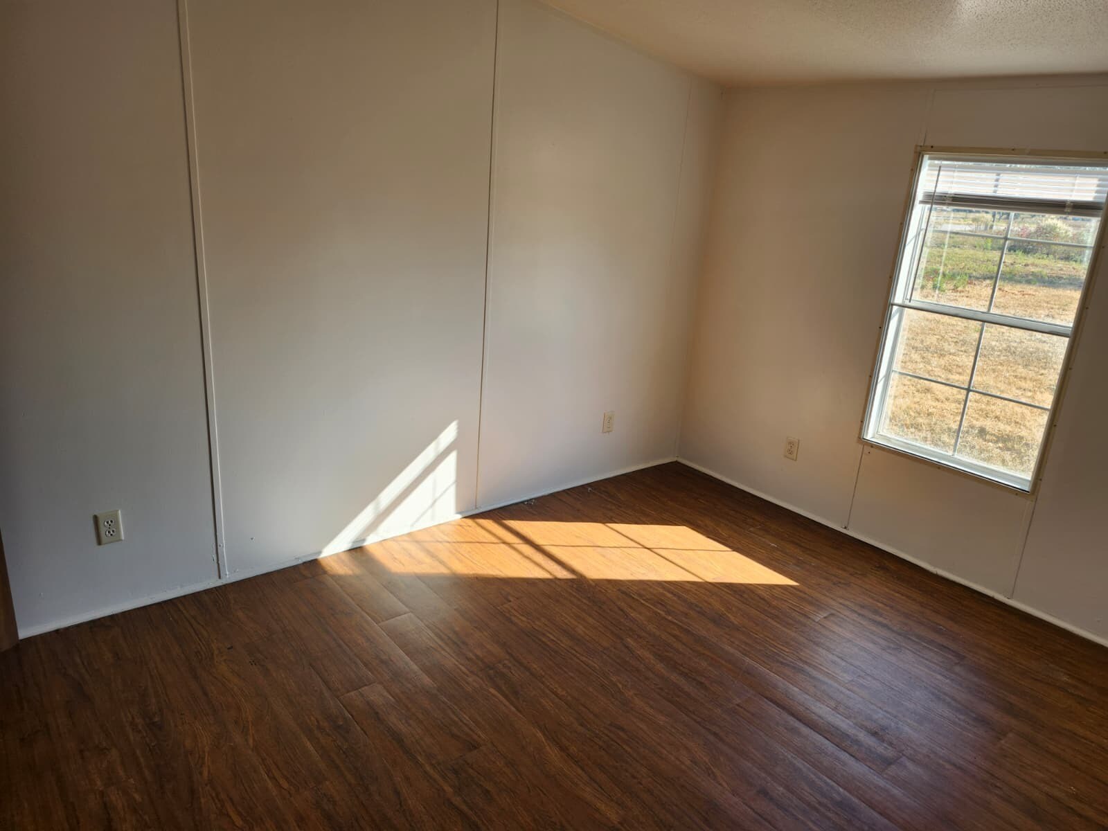 Building Photo - 9611 SW 82nd Ave