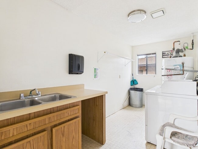 Floorplan - 411 Park Way