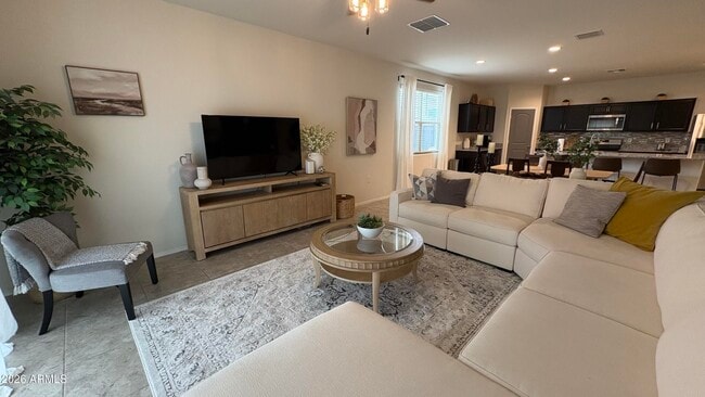 Building Photo - 30998 W Earll Dr