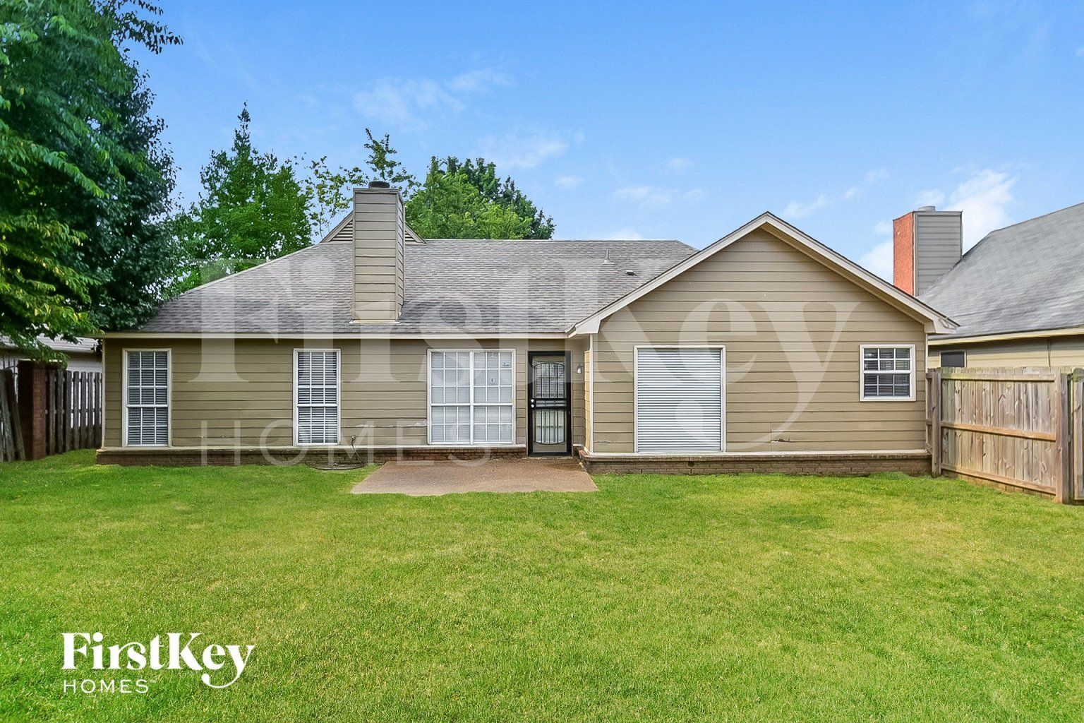 Building Photo - 6546 Valley Oak Dr