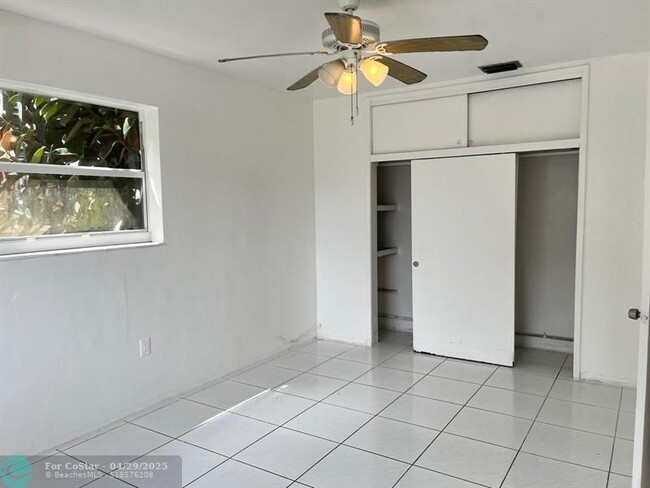Building Photo - 7941 Plantation Blvd