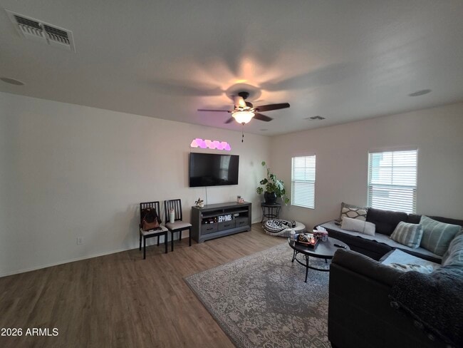 Building Photo - 2170 Scully Dr