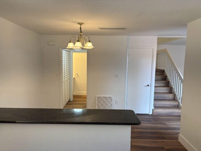 Building Photo - 1302 Nebraska Ave