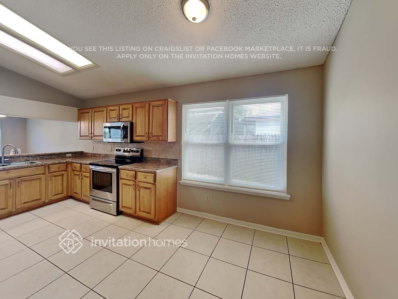 Building Photo - 8488 Branchwater Dr