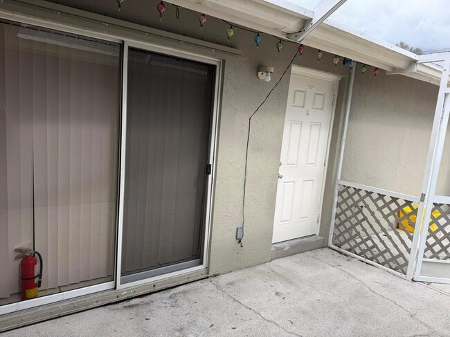 Building Photo - 14007 Veronica Ct