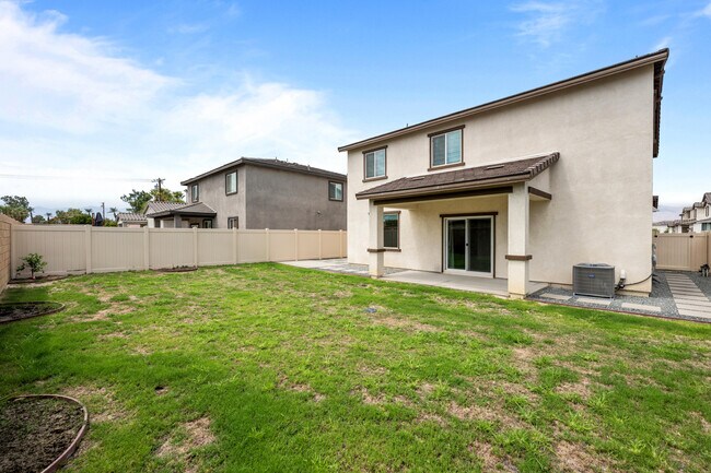 Building Photo - 80425 Enclave Ct