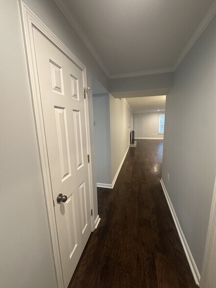 Building Photo - 207 Westfield Dr
