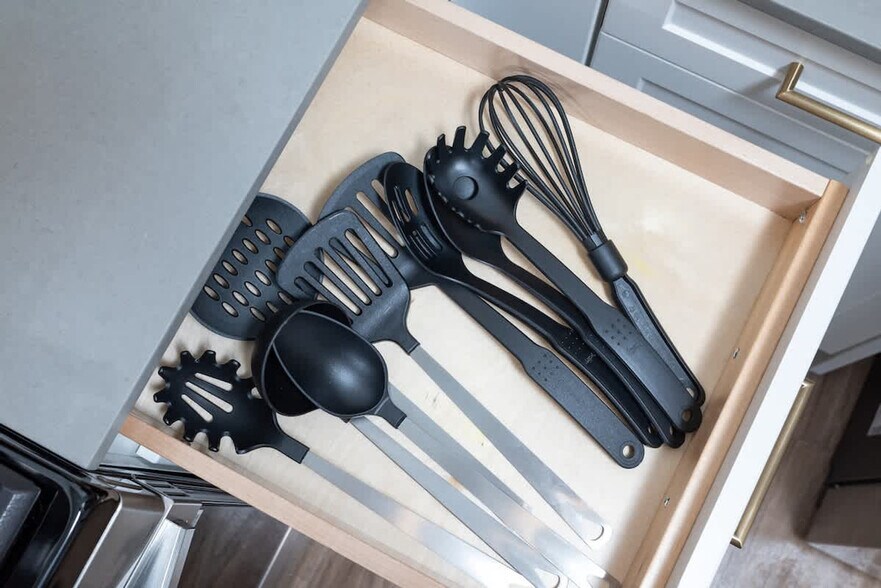 Building Photo - 360 Foley St