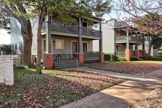 Building Photo - 812 NW 7th St