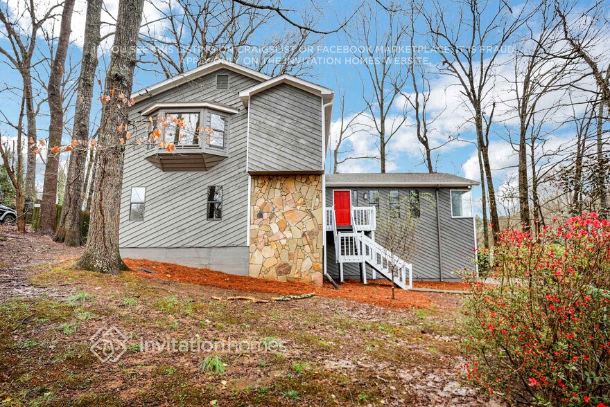 Building Photo - 1790 Blackwillow Dr