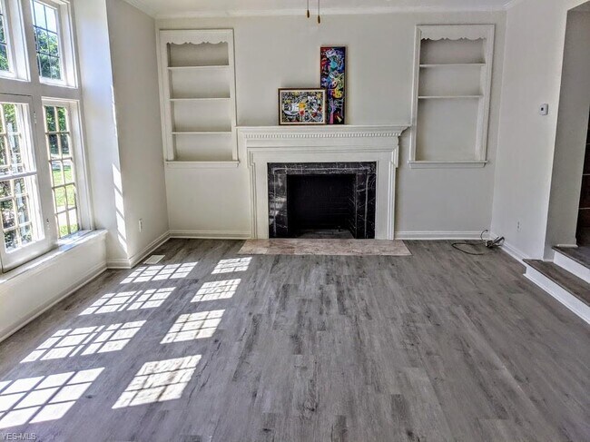 Building Photo - 3553 Ingleside Rd