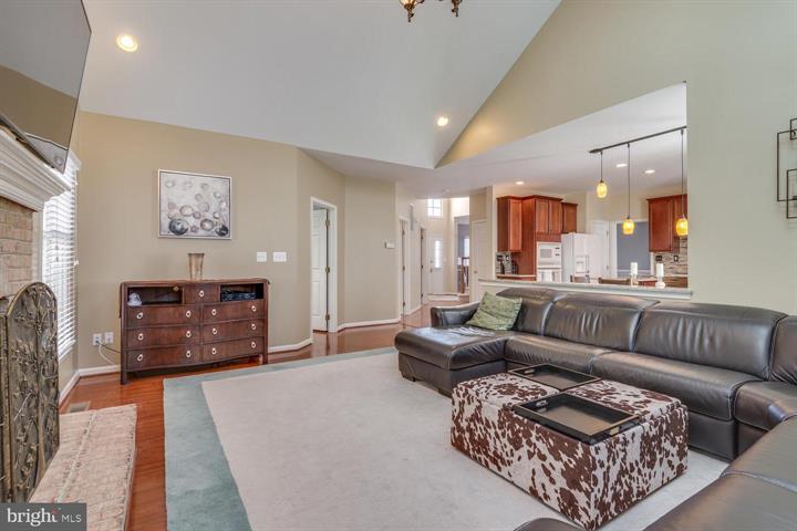 Building Photo - 10857 Hunter Gate Way