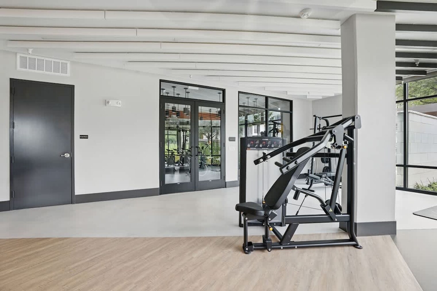 Building Photo - 9127 Research Blvd