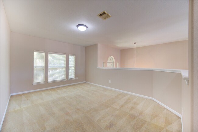 Building Photo - 7323 Sunset Bend Ln
