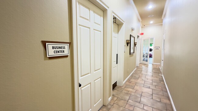 Building Photo - 6510 Emerald Dunes Dr