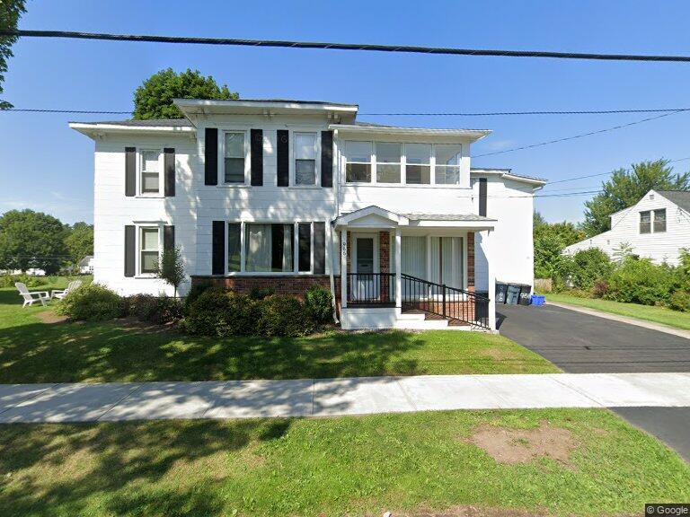 Primary Photo - 966 Cumberland Ave