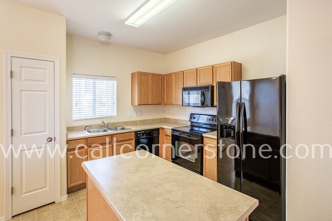 Building Photo - 10536 Wells Point