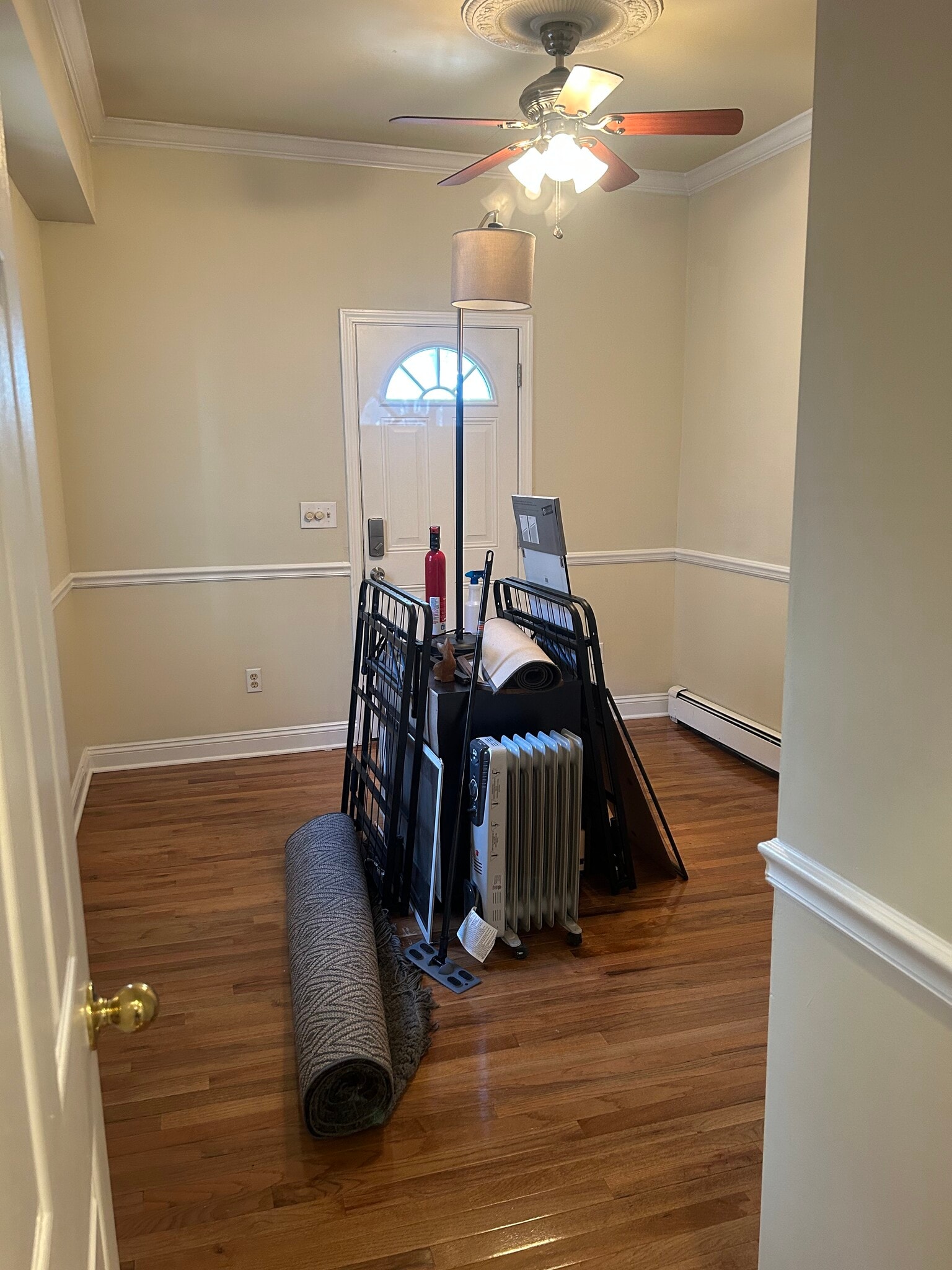 bedroom - 124 College Pl