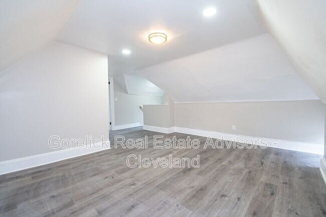 Building Photo - 2158 Murray Hill Rd