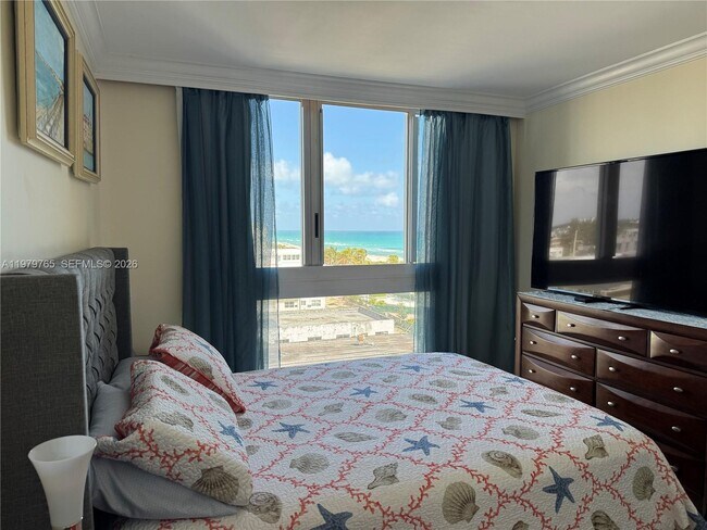 Building Photo - 7330 Ocean Terrace