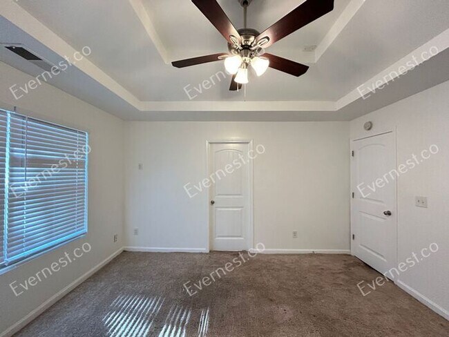 Building Photo - 5876 Grande River Rd