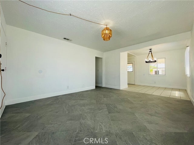 Building Photo - 5619 Daisy Ave