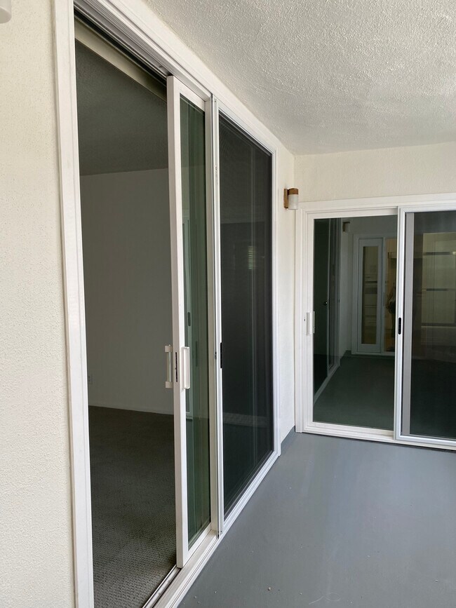 Screen Patio Doors - 11983 Walnut Ln
