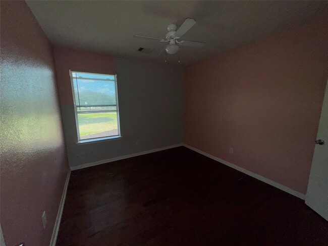 Building Photo - 503 Remington Glen Ct