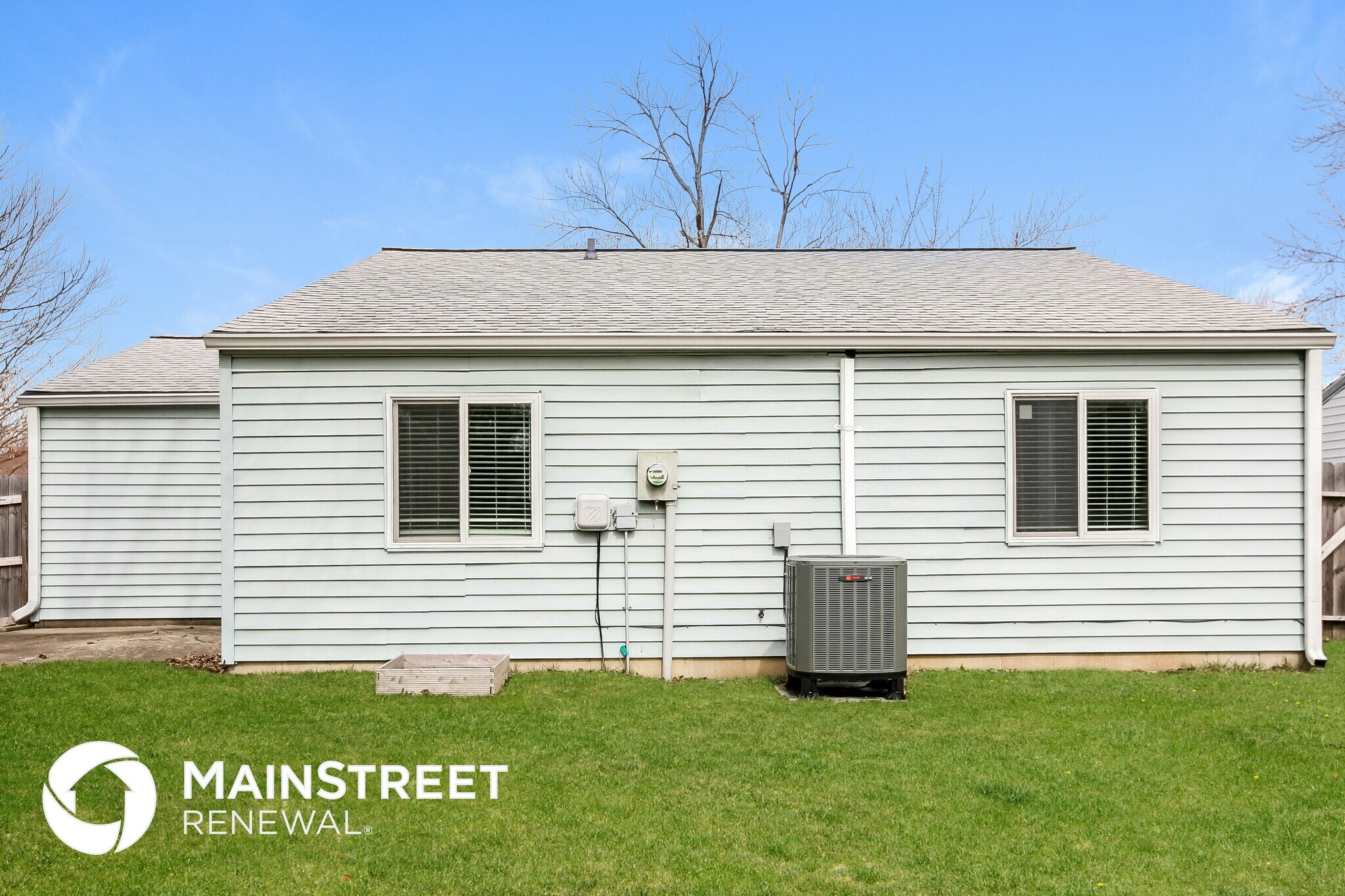 Building Photo - 3503 Pleasant Lake Dr