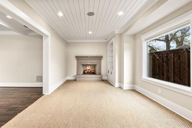 Building Photo - 6842 Merrilee Ln