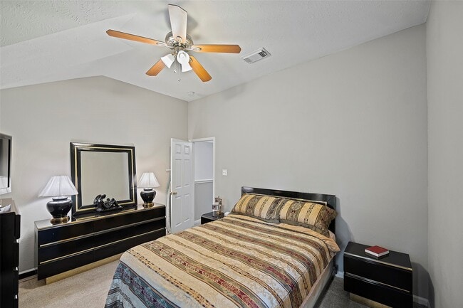 Building Photo - 20907 Wind Field Ln