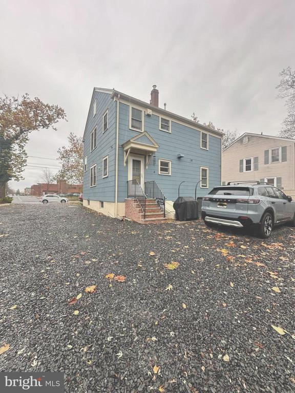 Building Photo - 1009 Parkside Ave.