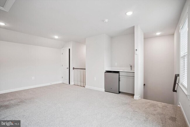 Building Photo - 7269 Nittany Ln