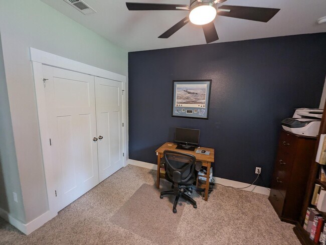 Building Photo - 6056 Forest Bay Ave