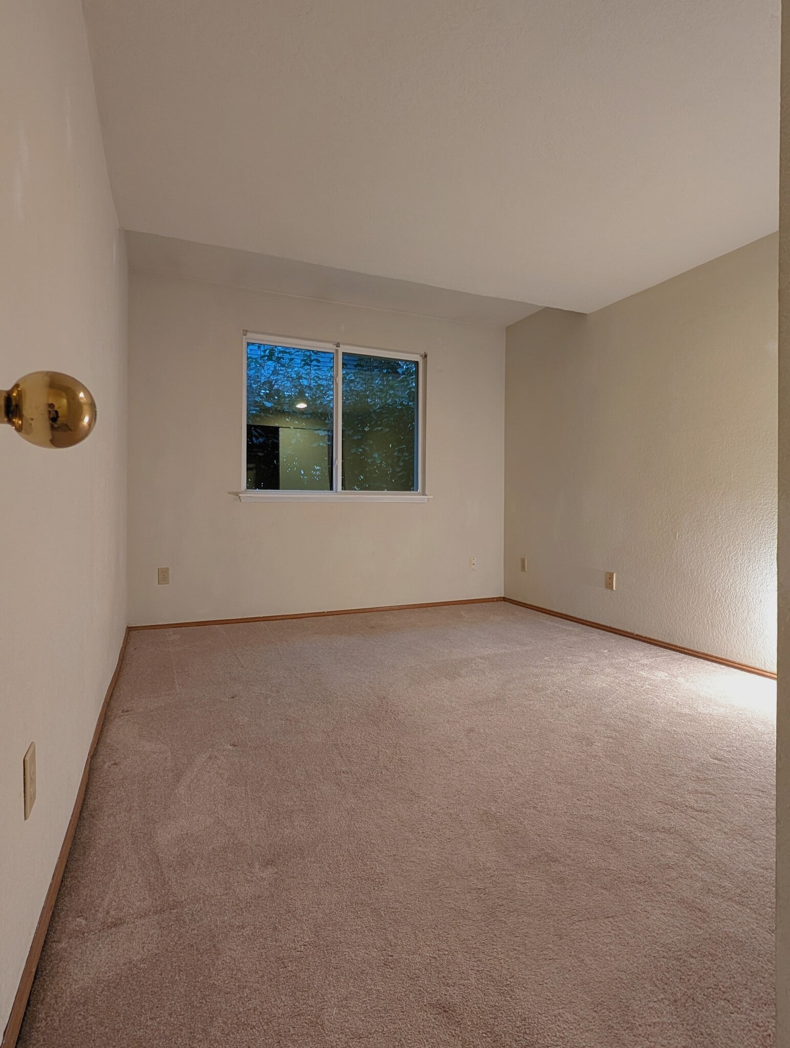 Bedroom #1 - 515 NW Bright St