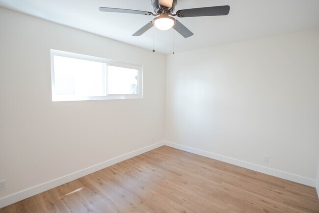 Building Photo - 825 W 167th St