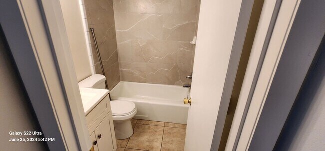 Building Photo - Experience the ultimate comfort in our new...