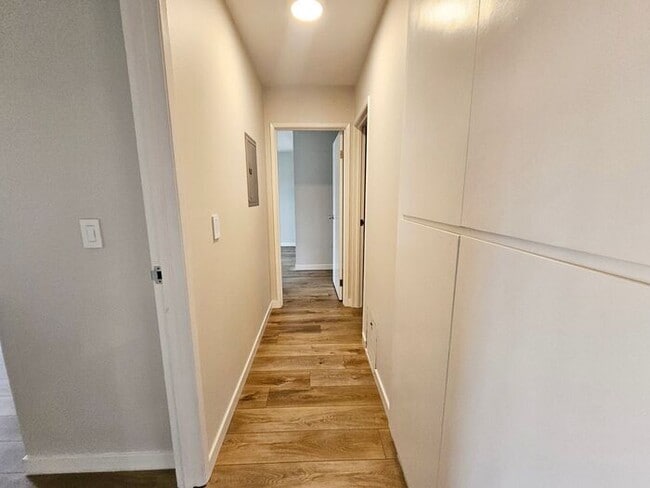 Building Photo - Condo Unit Available
