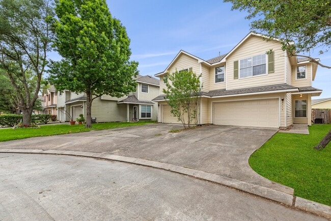 Building Photo - 8710 Thistlemoor Ln