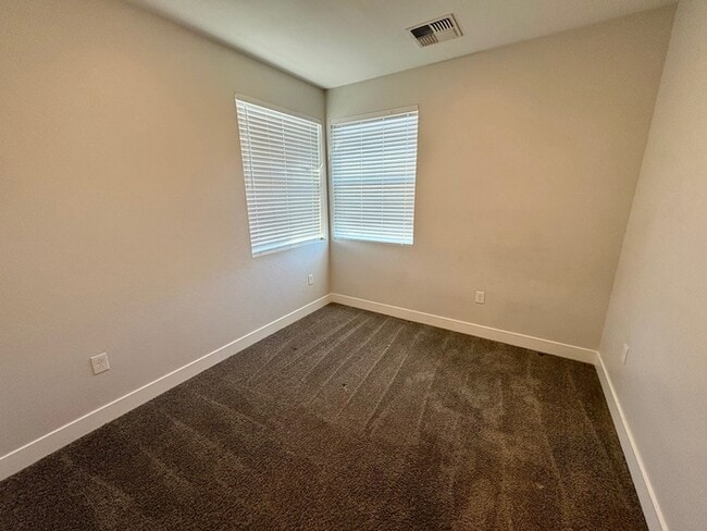 Building Photo - 7531 E Billings St