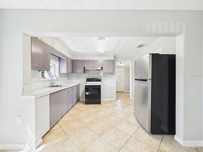 Building Photo - 348 Gordon Ave