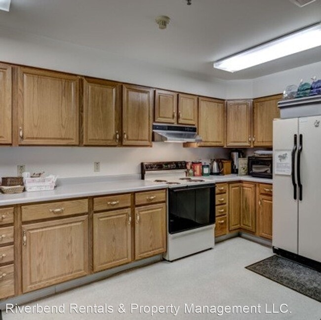 Building Photo - 4880 Otteson Ln