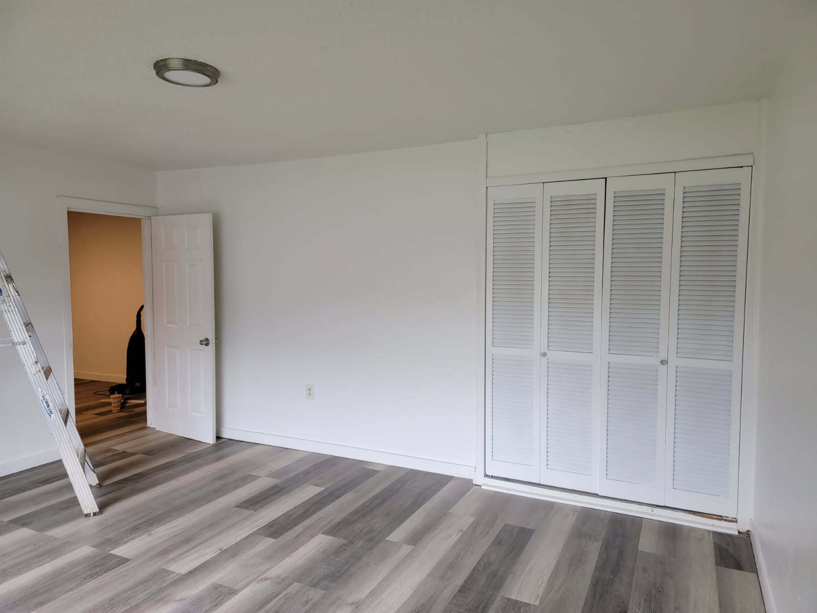 Bedroom # 1 - 681 SW Levens St
