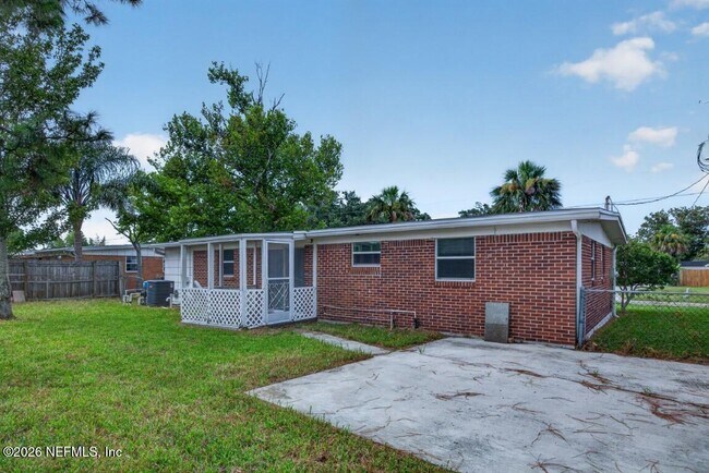 Building Photo - 87 Saratoga Cir S
