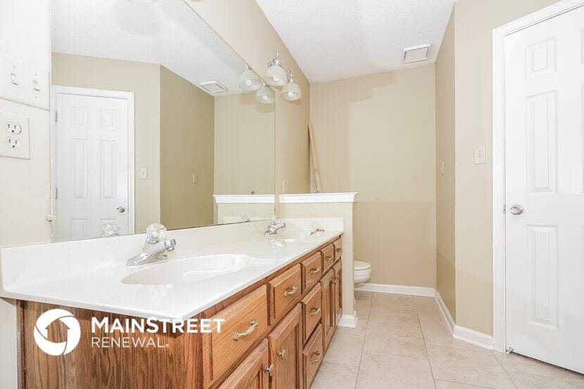 Building Photo - 8866 Forest Ridge Cove