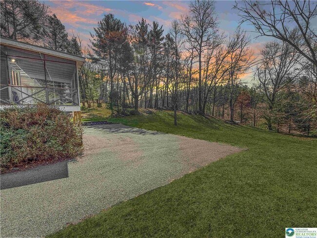 Building Photo - 308 Hemlock Ln