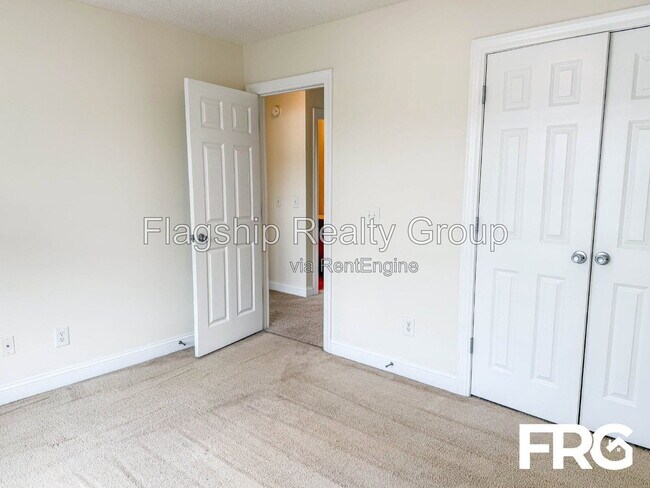 Building Photo - 4243 Dudleys Grant Dr