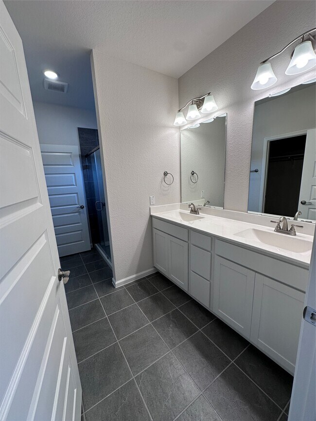 Building Photo - 15302 Mountain Plover Pl