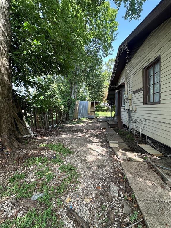 Building Photo - 8225 Garland St
