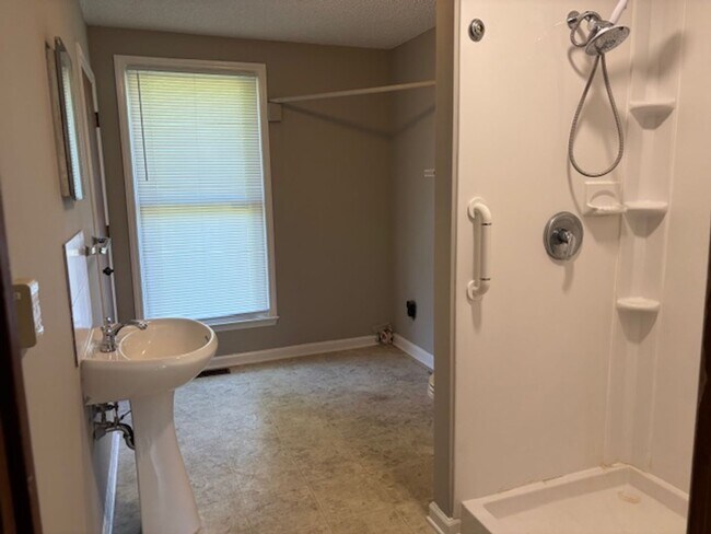 Building Photo - 3312 Parsons St